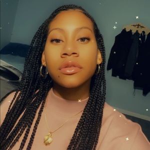 Meet your Posher, Amber